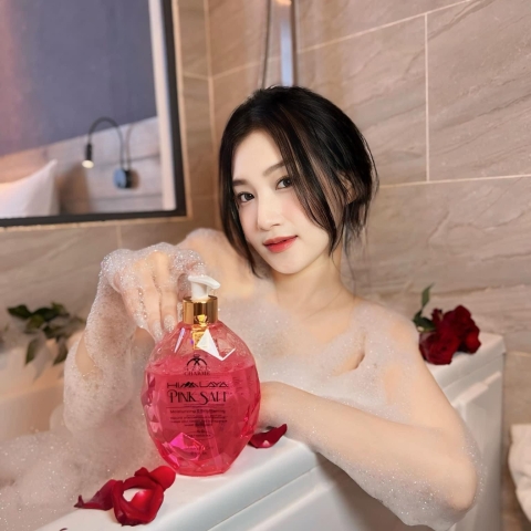 Sữa tắm muối hồng HIMALAYA PINK SALT