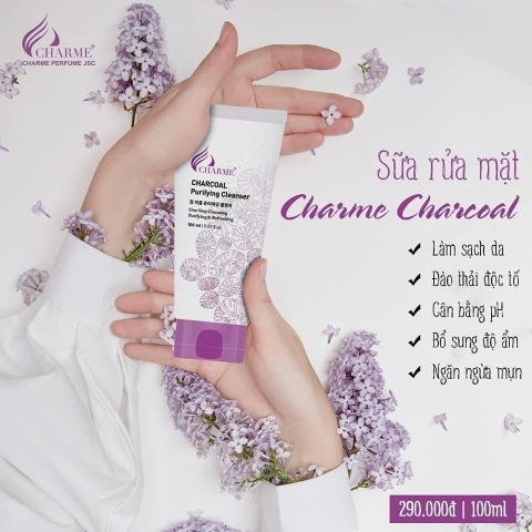 Sữa rửa mặt than hoạt tính Charme Charcoal